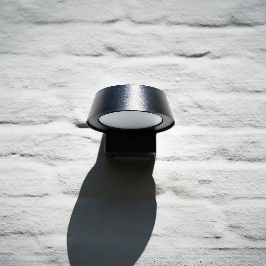 Solar wandlamp met bewegingssensor – 400 lumen, IP44